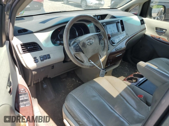 2011 Toyota Sienna XLE с VIN 5TDDK3DC9BS016604, выставлен на аукционе Copart как лот 59236145 с пробегом 372 585 миль миль и Чистый • Clean title. История ставок и продаж доступна на DreamBid. Изображение 8.