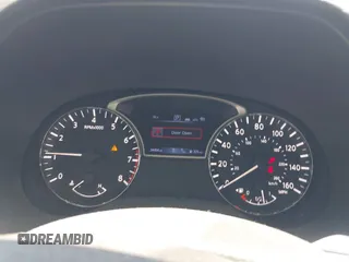 2020 Nissan Pathfinder SV с VIN 5N1DR2BN8LC594816, выставлен на аукционе IAAI как лот 42219632 с пробегом 34 404 миль миль и . История ставок и продаж доступна на DreamBid. Изображение 7.