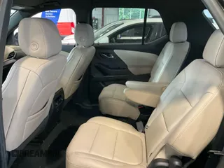 2022 Chevrolet Traverse LT with VIN 1GNERHKW8NJ150023, listed as a IAAI auction lot 42585752 with 102,823 mi miles and . Bid and sale history available at DreamBid. Image 22.