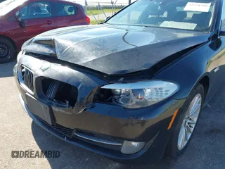2013 BMW 5 Series 535i xDrive with VIN WBAFU7C51DDU69401, listed as a IAAI auction lot 42340780 with 193,869 mi miles and . Bid and sale history available at DreamBid. Image 6.