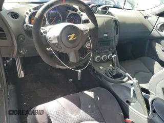 2017 Nissan 370Z z VIN JN1AZ4EH0HM953203, wystawiony jako Copart lot #85980784 z przebiegiem 46 276 mil mil oraz Szkoda całkowita • Salvage title. Historia ofert i sprzedaży dostępna na DreamBid. Obrazek 8.