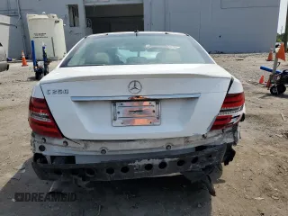 2013 Mercedes-Benz C 250 Sport с VIN WDDGF4HBXDR293035, выставлен на аукционе Copart как лот 60716965 с пробегом 102 726 миль миль и Списание • Salvage title. История ставок и продаж доступна на DreamBid. Изображение 6.