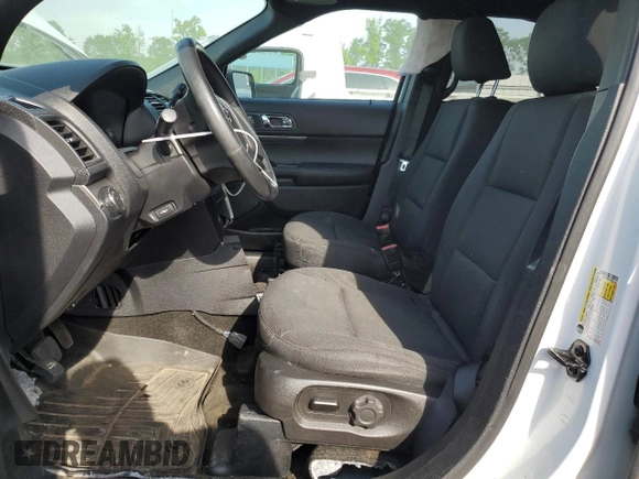 2017 Ford Police Interceptor Utility z VIN 1FM5K8AR7HGE01362, wystawiony jako Copart lot #50712705 z przebiegiem 92 267 mil mil oraz Szkody całkowita. Historia ofert i sprzedaży dostępna na DreamBid. Obrazek 7.