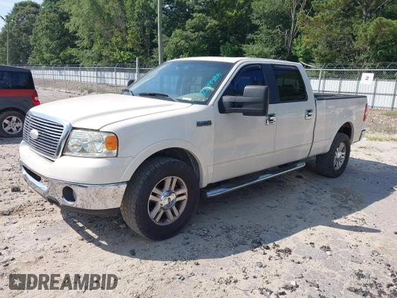2007 Ford F-150 XLT z VIN 1FTPW14V97FA04872, wystawiony jako IAAI lot #42699936 z przebiegiem 143 060 mil mil oraz . Historia ofert i sprzedaży dostępna na DreamBid. Obrazek 19.