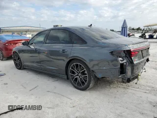 2020 Audi S8 z VIN WAU8SAF87LN001084, wystawiony jako Copart lot #41206014 z przebiegiem 43 631 mil mil oraz . Historia ofert i sprzedaży dostępna na DreamBid. Obrazek 2.