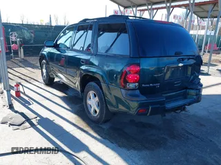 2005 Chevrolet TrailBlazer LT with VIN 1GNDT13S552203593, listed as a IAAI auction lot 41833044 with 195,227 mi miles and . Bid and sale history available at DreamBid. Image 3.