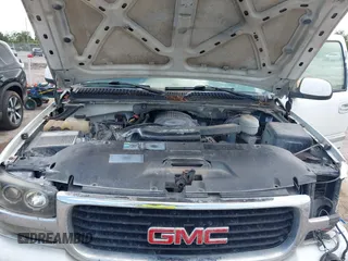 2003 GMC Yukon SLT z VIN 1GKEC13V43R278155, wystawiony jako IAAI lot #42296404 z przebiegiem 333 477 mil mil oraz . Historia ofert i sprzedaży dostępna na DreamBid. Obrazek 10.