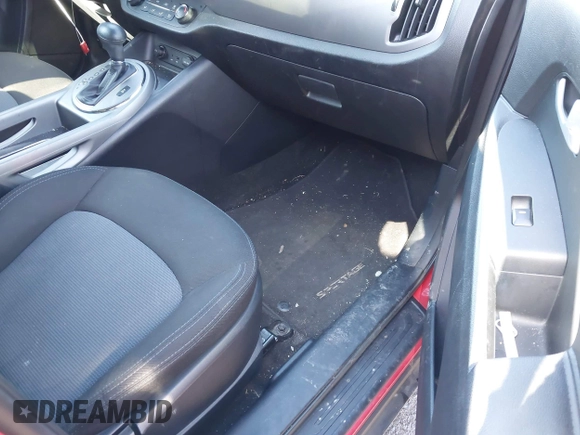 2015 Kia Sportage LX with VIN KNDPBCAC6F7701564, listed as a IAAI auction lot 41872684 with 162,945 mi miles and . Bid and sale history available at DreamBid. Image 5.
