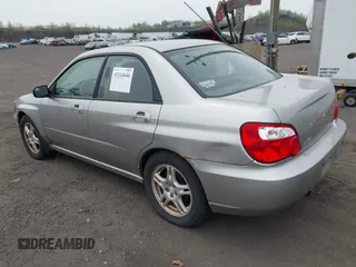 2005 Subaru Impreza Sedan (Natl) RS with VIN JF1GD67595H521949, listed as a IAAI auction lot 42114646 with 209,177 mi miles. Bid and sale history available at carsss.com. Image 3.