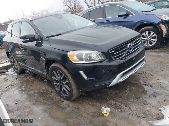 2017 Volvo XC60 Dynamic with VIN YV449MRR2H2028279, listed as a IAAI auction lot 41631683 with 100,934 mi miles. Bid and sale history available at carsss.com. Image 1.