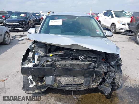 2023 Kia Rio S z VIN 3KPA24AD8PE530662, wystawiony jako IAAI lot #42109727 z przebiegiem 34 948 mil mil oraz . Historia ofert i sprzedaży dostępna na DreamBid. Obrazek 13.