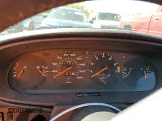 1986 Porsche 944 z VIN WP0AA0954GN155776, wystawiony jako Copart lot #56032785 z przebiegiem 17 696 mil mil oraz Szkoda całkowita • Salvage title. Historia ofert i sprzedaży dostępna na DreamBid. Obrazek 9.