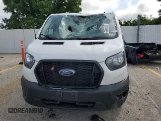 2021 Ford Transit Cargo with VIN 1FTBR1Y80MKA66332, listed as a Copart auction lot 60969155 with 160,742 mi miles and Salvage title. Bid and sale history available at DreamBid. Image 5.