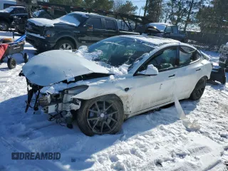 2022 Tesla Model 3 Long Range z VIN 5YJ3E1EB1NF190964, wystawiony jako Copart lot #41929155 z przebiegiem Nie podano mil oraz Szkoda całkowita • Salvage title. Historia ofert i sprzedaży dostępna na DreamBid. Obrazek 1.
