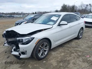 2019 BMW 3 Series 330i xDrive with VIN WBA8Z9C5XKB220819, listed as a IAAI auction lot 41619909 with 46,587 mi miles and . Bid and sale history available at carsss.com. Image 18.