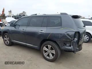 2011 Toyota Highlander Limited with VIN 5TDYK3EH3BS028078, listed as a IAAI auction lot 42098186 with 137,261 mi miles and . Bid and sale history available at DreamBid. Image 3.