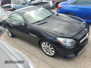 2018 Mercedes-Benz SLC 300 с VIN WDDPK3JA2JF152240, выставлен на аукционе Copart как лот 74229854 с пробегом Не указан миль и На запчасти • Non repairable. История ставок и продаж доступна на DreamBid. Изображение 4.