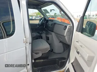 2010 Ford Econoline Passenger XL с VIN 1FBNE3BL6ADA30909, выставлен на аукционе IAAI как лот 42383904 с пробегом 284 194 миль миль и . История ставок и продаж доступна на DreamBid. Изображение 5.