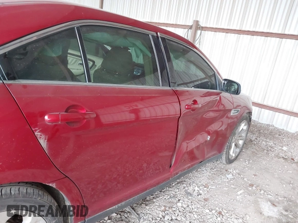 2013 Ford Taurus Limited с VIN 1FAHP2F92DG233722, выставлен на аукционе IAAI как лот 41145252 с пробегом 166 632 миль миль и . История ставок и продаж доступна на DreamBid. Изображение 6.