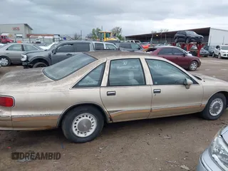 1994 Chevrolet Caprice Classic 1SA Special Value Pkg with VIN 1G1BL52W2RR201821, listed as a IAAI auction lot 41884064 with 186,192 mi miles. Bid and sale history available at carsss.com. Image 13.