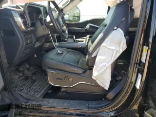 2023 Ford F-250 XL z VIN 1FT8W2BT5PEC75753, wystawiony jako Copart lot #48381535 z przebiegiem Nie podano mil oraz Szkody całkowita. Historia ofert i sprzedaży dostępna na DreamBid. Obrazek 7.