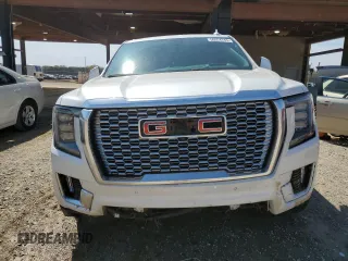 2022 GMC Yukon XL Denali with VIN 1GKS2JKL8NR192940, listed as a Copart auction lot 50654785 with 70,962 mi miles and Salvage Title. Bid and sale history available at carsss.com. Image 5.