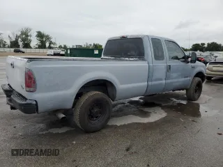 2000 Ford F-250 XL with VIN 1FTNX21F3YED35736, listed as a Copart auction lot 50309805 with 303,811 mi miles and Salvage title. Bid and sale history available at DreamBid. Image 3.