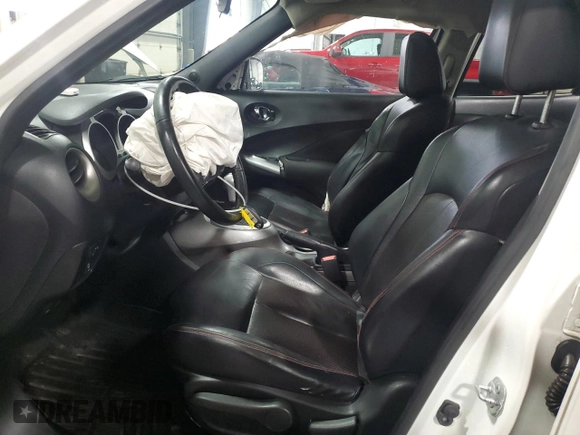 2016 Nissan Juke S with VIN JN8AF5MV2GT658597, listed as a Copart auction lot 85207504 with 176,113 mi miles and Salvage Title. Bid and sale history available at carsss.com. Image 7.