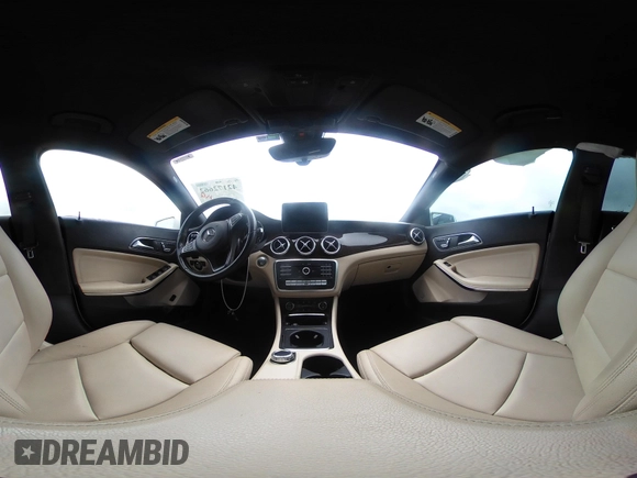 2019 Mercedes-Benz CLA 250 с VIN WDDSJ4EB0KN749822, выставлен на аукционе IAAI как лот 42172662 с пробегом 74 783 миль миль и . История ставок и продаж доступна на DreamBid. Изображение 18.