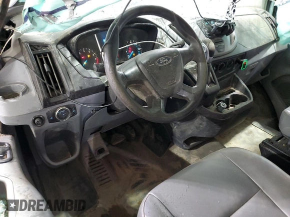 2017 Ford Transit XL z VIN 1FBZX2YM4HKA00819, wystawiony jako Copart lot #49780555 z przebiegiem 251 396 mil mil oraz Nie do naprawy. Historia ofert i sprzedaży dostępna na DreamBid. Obrazek 8.