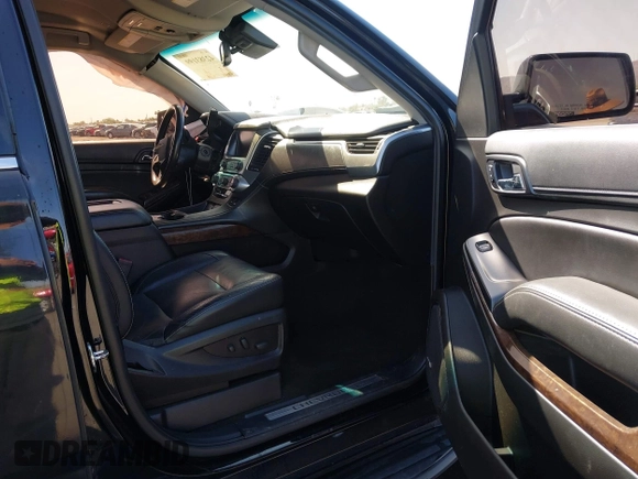 2018 Chevrolet Suburban LT z VIN 1GNSCHKC4JR111130, wystawiony jako IAAI lot #42383199 z przebiegiem 44 584 mil mil oraz . Historia ofert i sprzedaży dostępna na DreamBid. Obrazek 5.