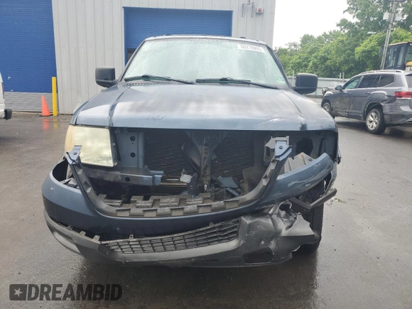 2004 Ford Expedition Special Service with VIN 1FMPU16L24LA74918, listed as a Copart auction lot 60278905 with 191,975 mi miles and Salvage title. Bid and sale history available at DreamBid. Image 5.