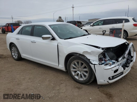 2014 Chrysler 300 with VIN 2C3CCAET3EH109234, listed as a Copart auction lot 82527694 with 124,802 mi miles and Salvage Title. Bid and sale history available at carsss.com. Image 4.