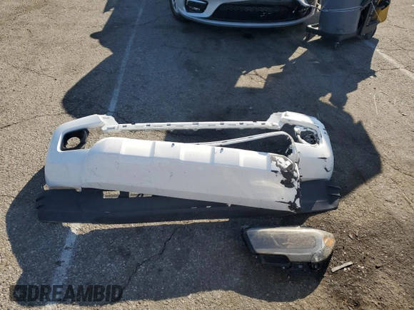 2022 Toyota Tacoma SR5 with VIN 3TMBZ5DN4NM033766, listed as a Copart auction lot 49420715 with 42,234 mi miles and Clean title. Bid and sale history available at DreamBid. Image 12.