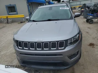 2019 Jeep Compass Latitude with VIN 3C4NJCBB1KT636757, listed as a Copart auction lot 56056115 with 81,847 mi miles and Salvage title. Bid and sale history available at DreamBid. Image 5.