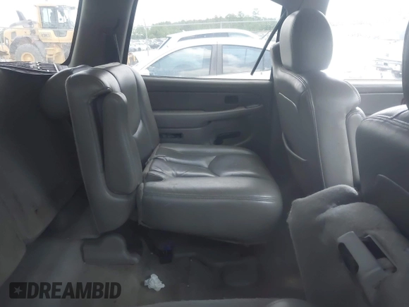 2004 Chevrolet Tahoe LS z VIN 1GNEC13Z04R292139, wystawiony jako IAAI lot #42294818 z przebiegiem 372 010 mil mil oraz . Historia ofert i sprzedaży dostępna na DreamBid. Obrazek 8.