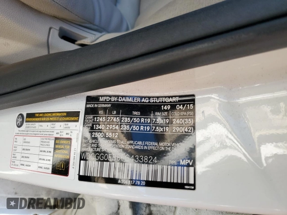 2015 Mercedes-Benz GLK 250 with VIN WDCGG0EB8FG433824, listed as a Copart auction lot 82274453 with 106,209 mi miles and . Bid and sale history available at DreamBid. Image 12.