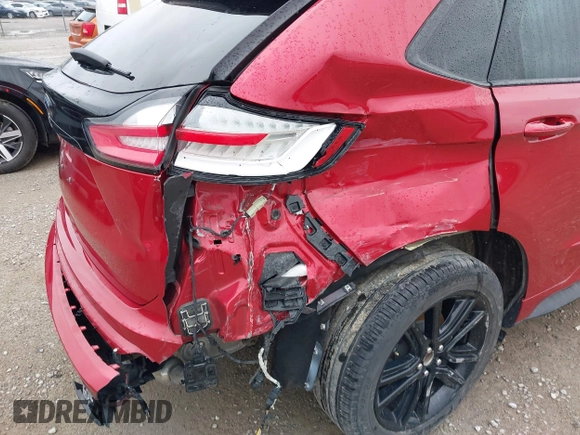 2020 Ford Edge SEL z VIN 2FMPK3J94LBB54068, wystawiony jako IAAI lot #41912225 z przebiegiem 83 528 mil mil oraz . Historia ofert i sprzedaży dostępna na DreamBid. Obrazek 6.