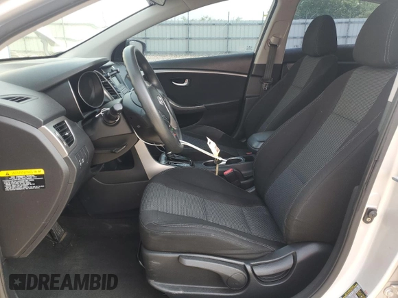 2017 Hyundai Elantra z VIN KMHD35LH7HU384463, wystawiony jako Copart lot #58807755 z przebiegiem 110 798 mil mil oraz Nie do naprawy • Non repairable. Historia ofert i sprzedaży dostępna na DreamBid. Obrazek 7.