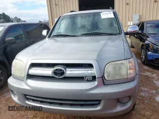 2007 Toyota Sequoia Limited with VIN 5TDZT38A87S298429, listed as a IAAI auction lot 41303386 with 244,837 mi miles and . Bid and sale history available at DreamBid. Image 12.