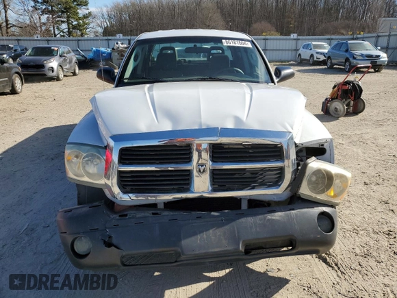 2005 Dodge Dakota SLT with VIN 1D7HE48K35S189245, listed as a Copart auction lot 86181604 with 209,727 mi miles and Clean Title. Bid and sale history available at DreamBid. Image 5.