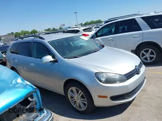 2014 Volkswagen Jetta TDI w/Sunroof & Nav with VIN 3VWPL7AJ8EM608162, listed as a IAAI auction lot 42516807 with 173,798 mi miles and . Bid and sale history available at DreamBid. Image 1.