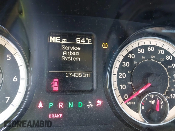 2017 Ram 1500 SLT z VIN 1C6RR6GGXHS786190, wystawiony jako IAAI lot #41822528 z przebiegiem 174 381 mil mil oraz . Historia ofert i sprzedaży dostępna na DreamBid. Obrazek 15.