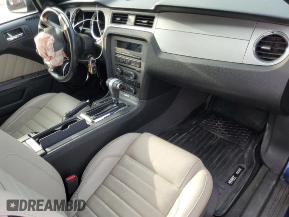 2012 Ford Mustang V6 с VIN 1ZVBP8EM4C5220891, выставлен на аукционе Copart как лот 54748715 с пробегом 113 360 миль миль и Списание • Salvage title. История ставок и продаж доступна на DreamBid. Изображение 8.