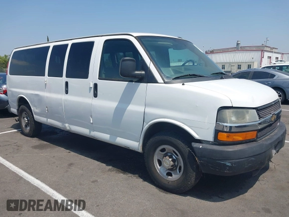 2014 Chevrolet Express Passenger LT with VIN 1GAZG1FG4E1154654, listed as a IAAI auction lot 42605616 with 155,896 mi miles and . Bid and sale history available at DreamBid. Image 1.