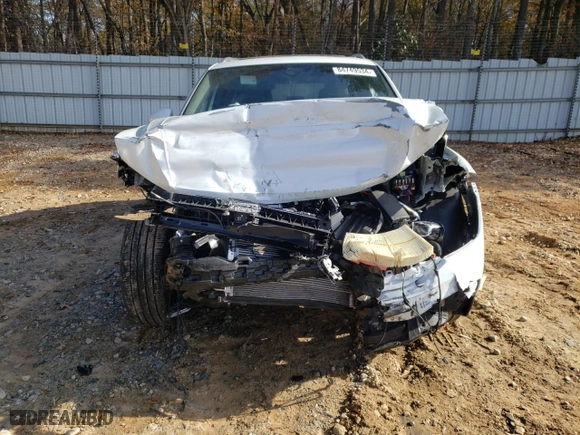 2024 Volkswagen Tiguan SEL R-Line with VIN 3VV4B7AX3RM084522, listed as a Copart auction lot 84749534 with 5,915 mi miles and Salvage Title. Bid and sale history available at carsss.com. Image 5.