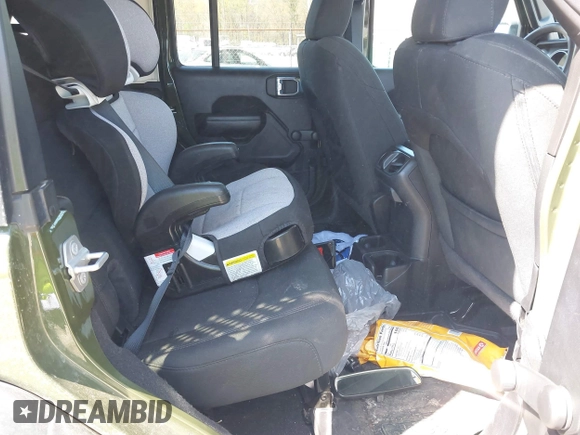 2021 Jeep Wrangler Unlimited Sport S with VIN 1C4HJXDG5MW804748, listed as a IAAI auction lot 41878895 with 35,839 mi miles and . Bid and sale history available at DreamBid. Image 8.