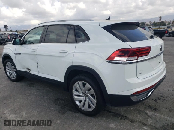 2021 Volkswagen Atlas SE with VIN 1V2WC2CA3MC201976, listed as a Copart auction lot 71682634 with 41,249 mi miles and Salvage title. Bid and sale history available at DreamBid. Image 2.