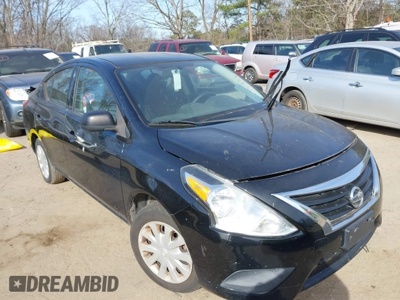 2015 Nissan Versa SV with VIN 3N1CN7AP8FL875926, listed as a IAAI auction lot 41756395 with 180,699 mi miles. Bid and sale history available at carsss.com. Image 1.