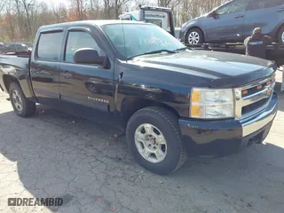 2011 Chevrolet Silverado 1500 LS with VIN 3GCPKREA4BG353984, listed as a IAAI auction lot 42094148 with 218,766 mi miles. Bid and sale history available at carsss.com. Image 1.